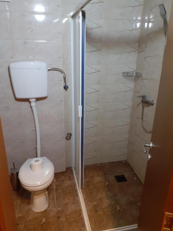 Restoran Sa Prenocistem Zitiste Hotel Екстериор снимка